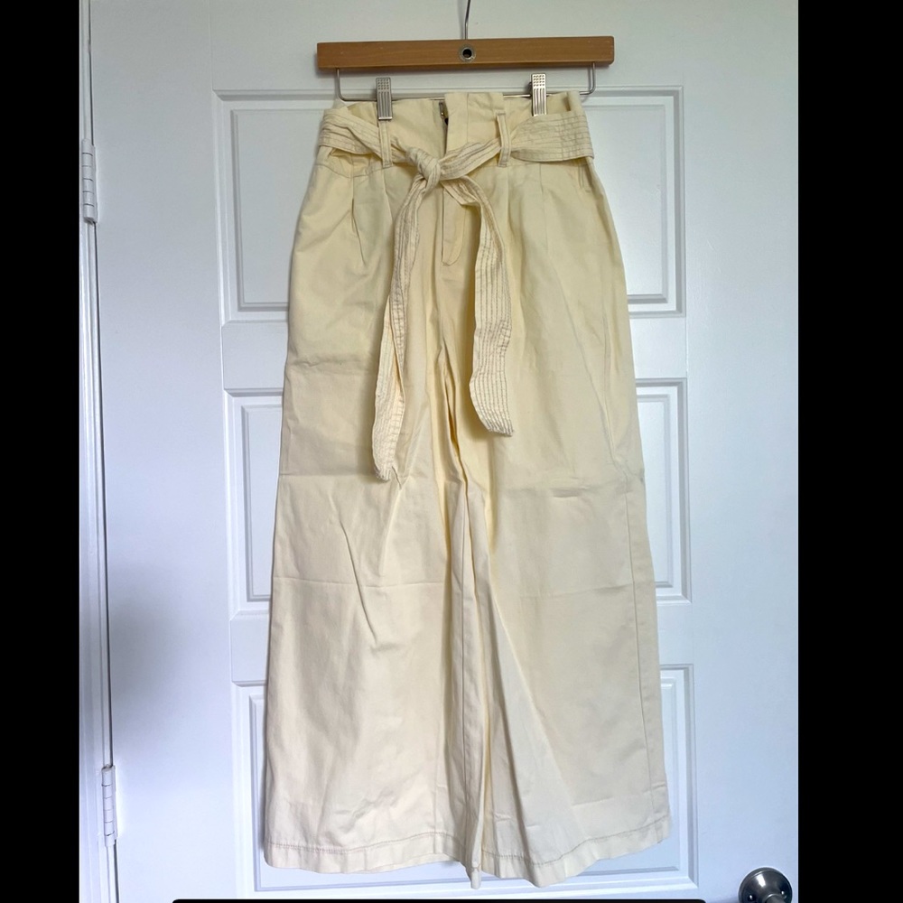 NWT American Eagle - Flared Crop Pants